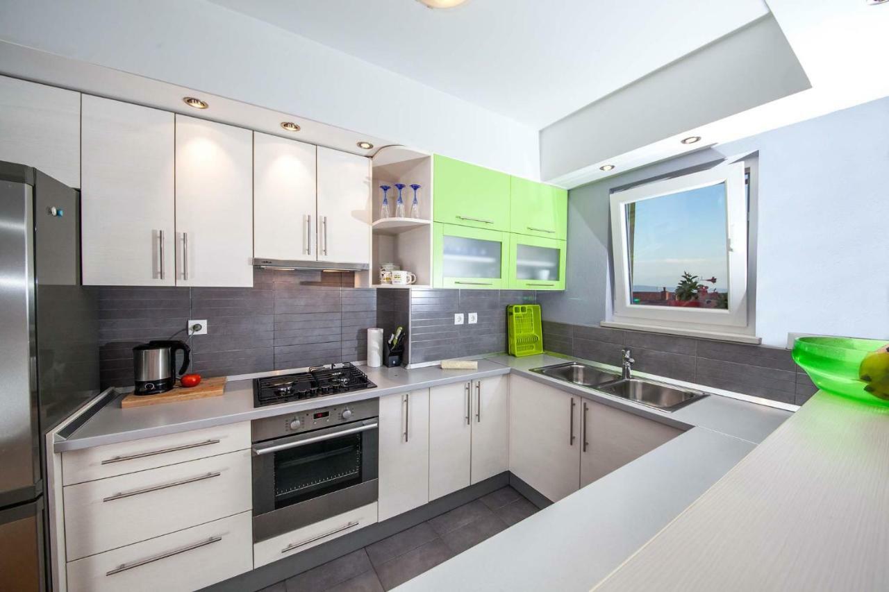 Apartment Sarena Makarska Buitenkant foto