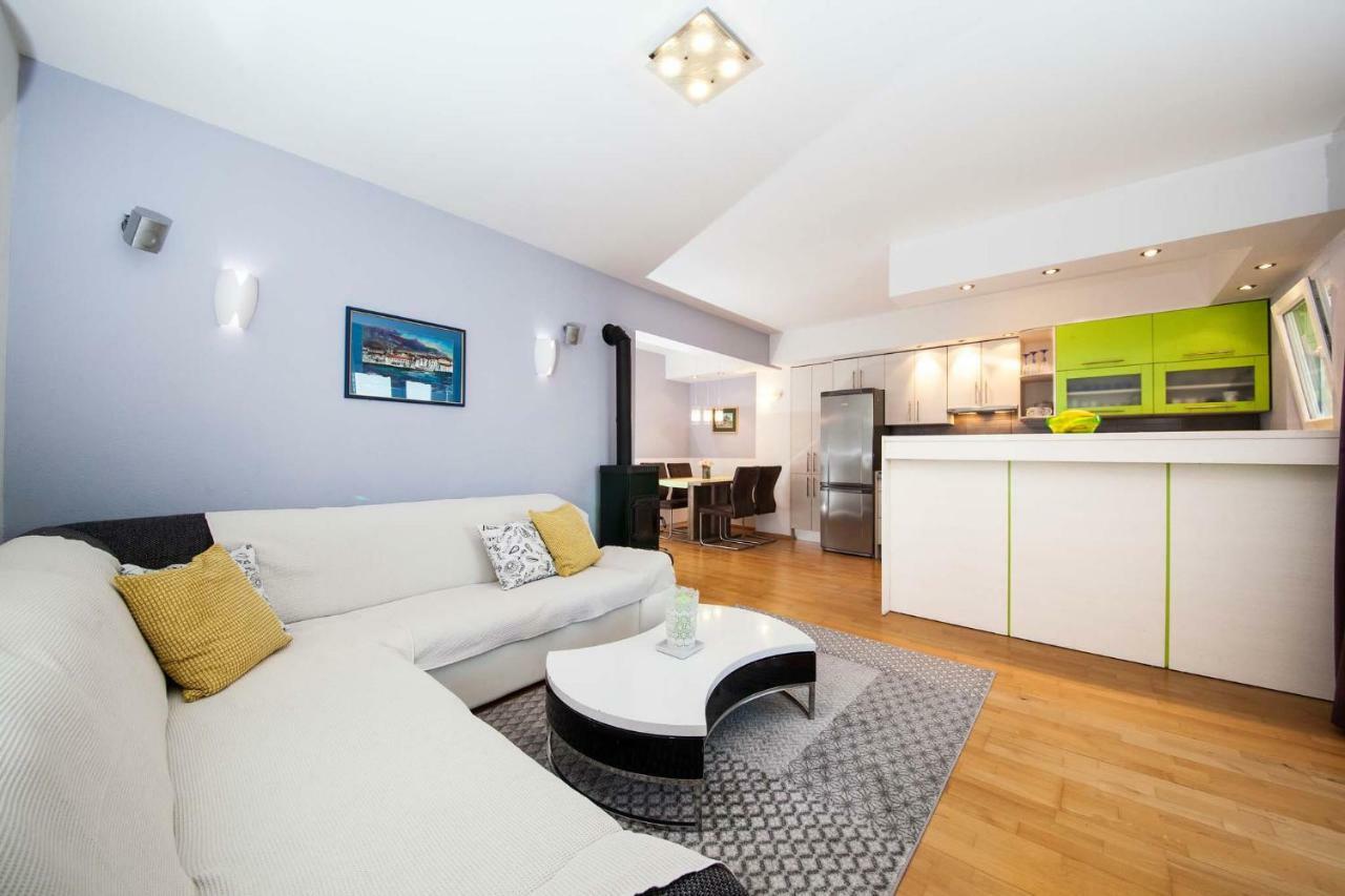 Apartment Sarena Makarska Buitenkant foto