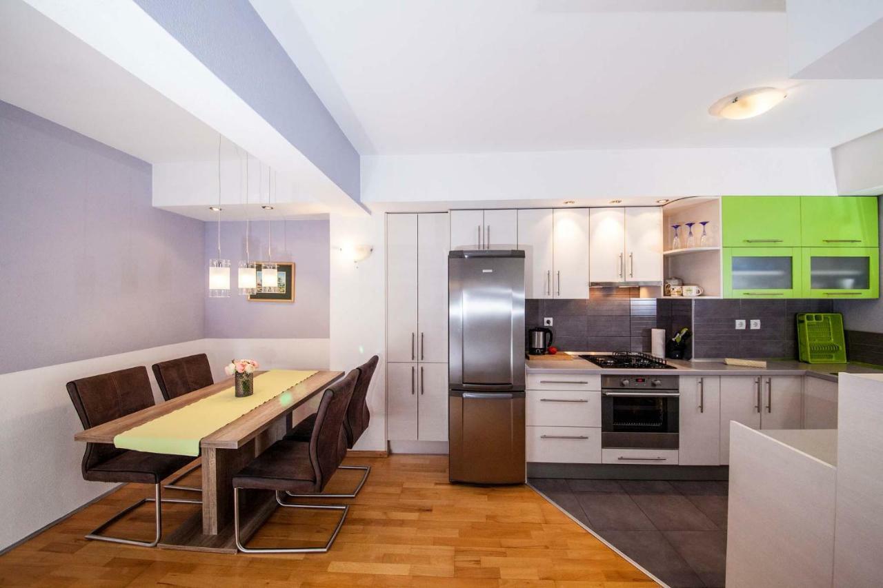 Apartment Sarena Makarska Buitenkant foto