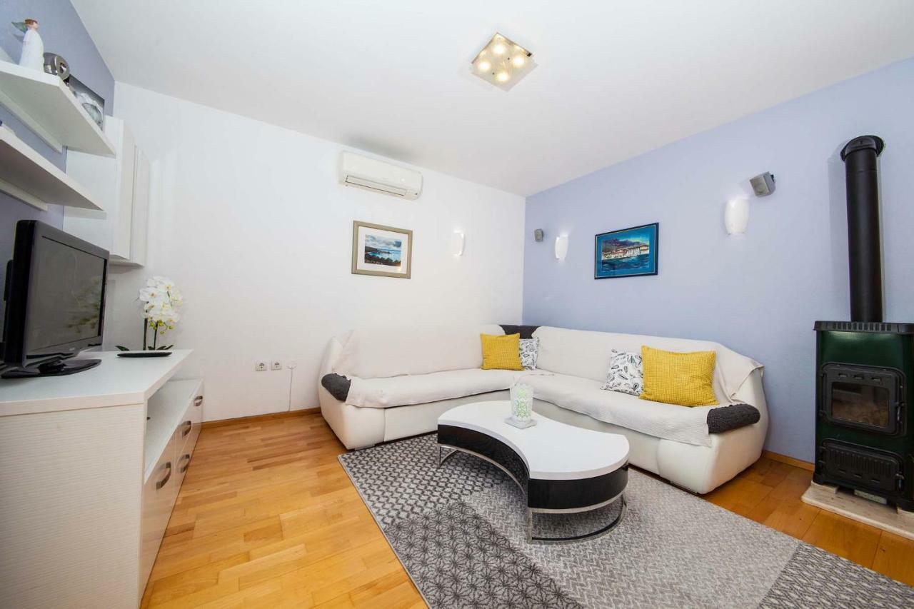 Apartment Sarena Makarska Buitenkant foto